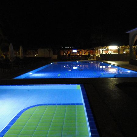 Amari Hotel Metamorfosi  Exterior foto
